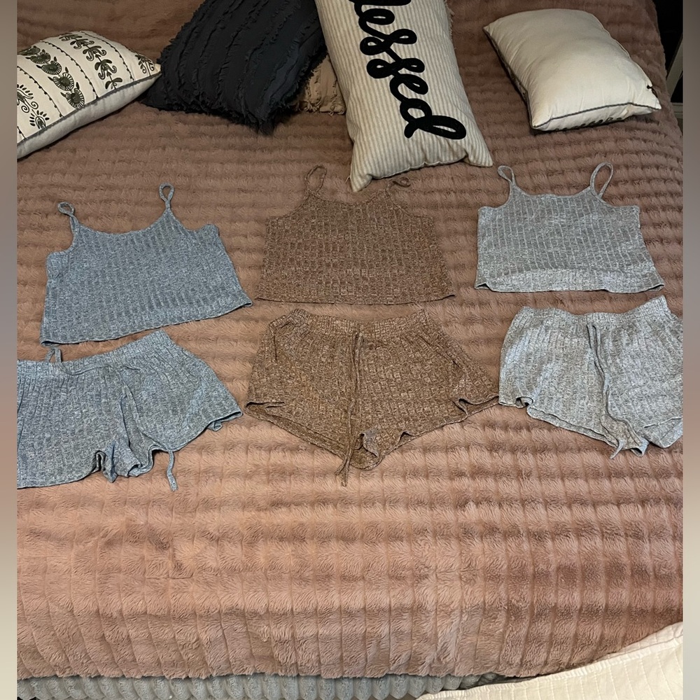Lounge sets never worn